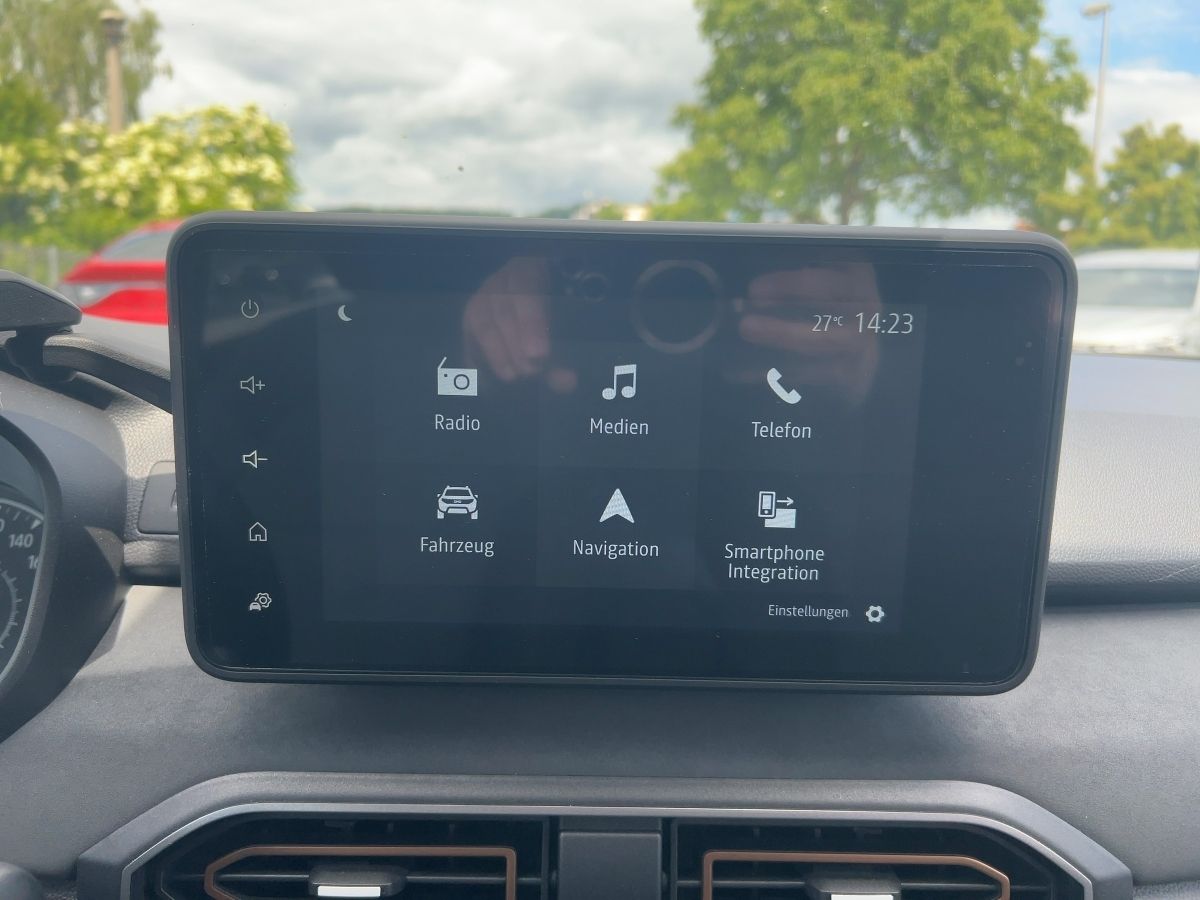 Fahrzeugabbildung Dacia Jogger Extreme+ TCe 110 7-Sitzer