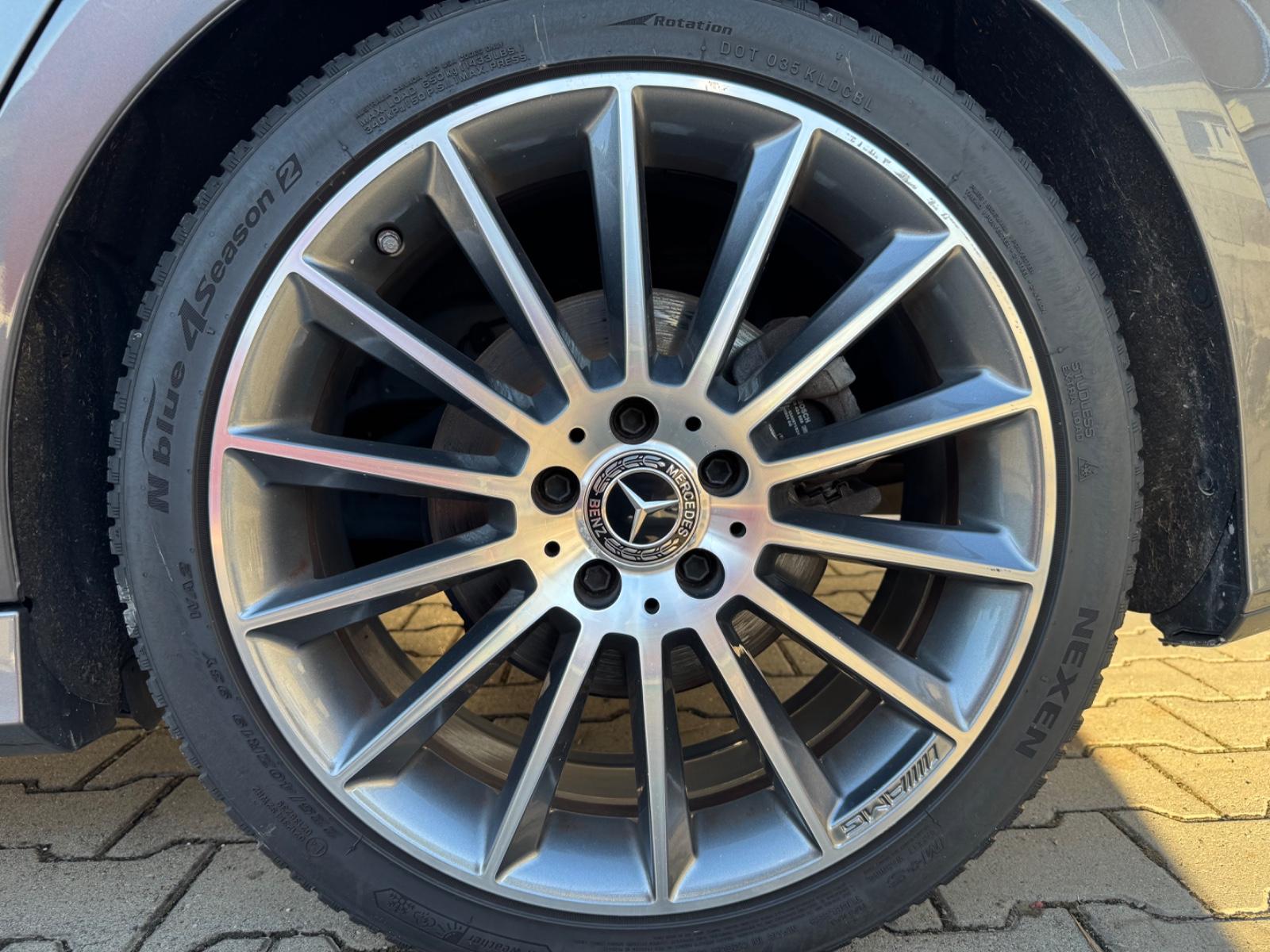 Mercedes-Benz A-Class AMG LINE Scheckheftgeplegt Burmester Sound, миниатюра 10