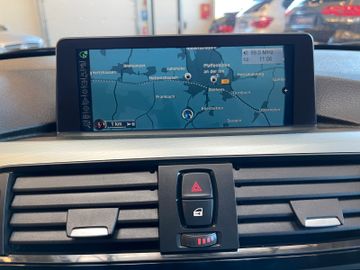 BMW 318D Lim.*NAVI*LED*PDC*SZH*APPLE-CARPLAY*