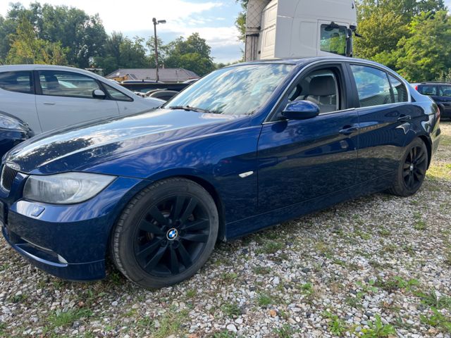 BMW 330 Baureihe 3 Lim. 330i