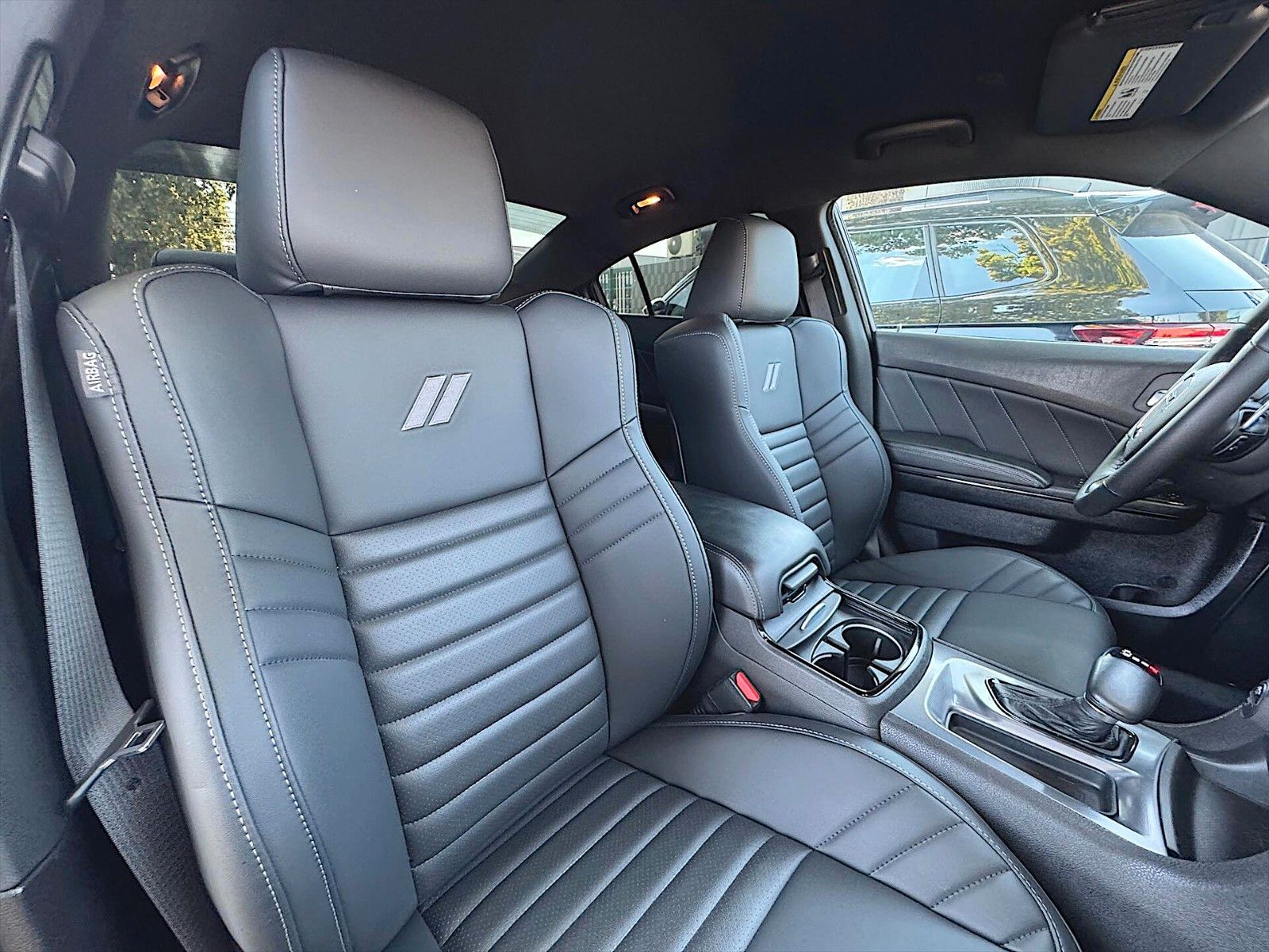 Fahrzeugabbildung Dodge Charger 5.7 V8 HEMI SRT R/T BLACK Performance
