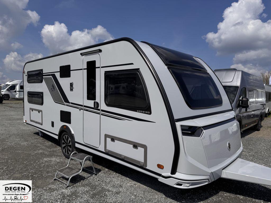 Knaus Südwind 580 UK Black Selection Mobilanlage 12V, 