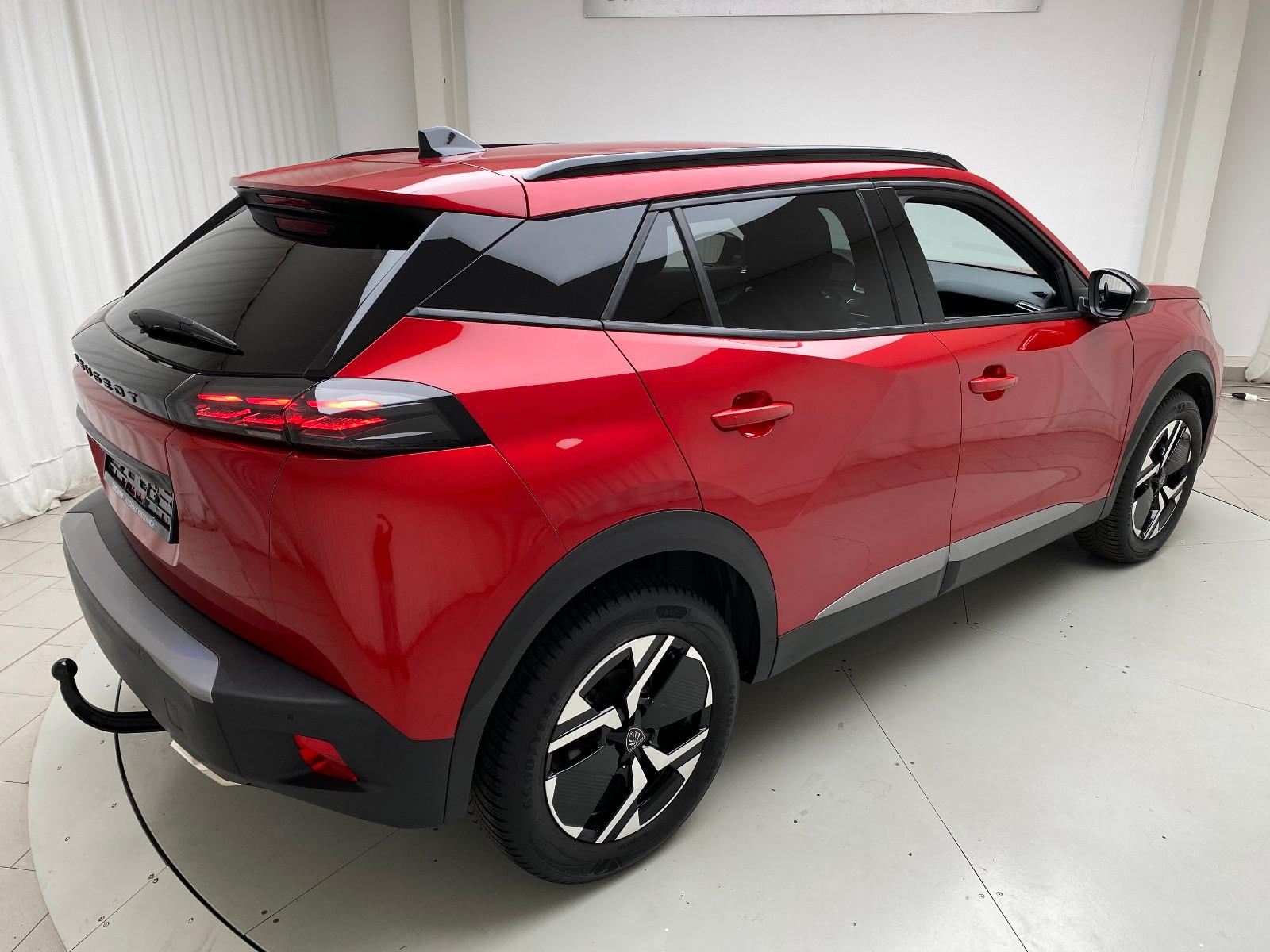 Peugeot 2008 Allure 1.2 Autom. LED Winterpaket AHK