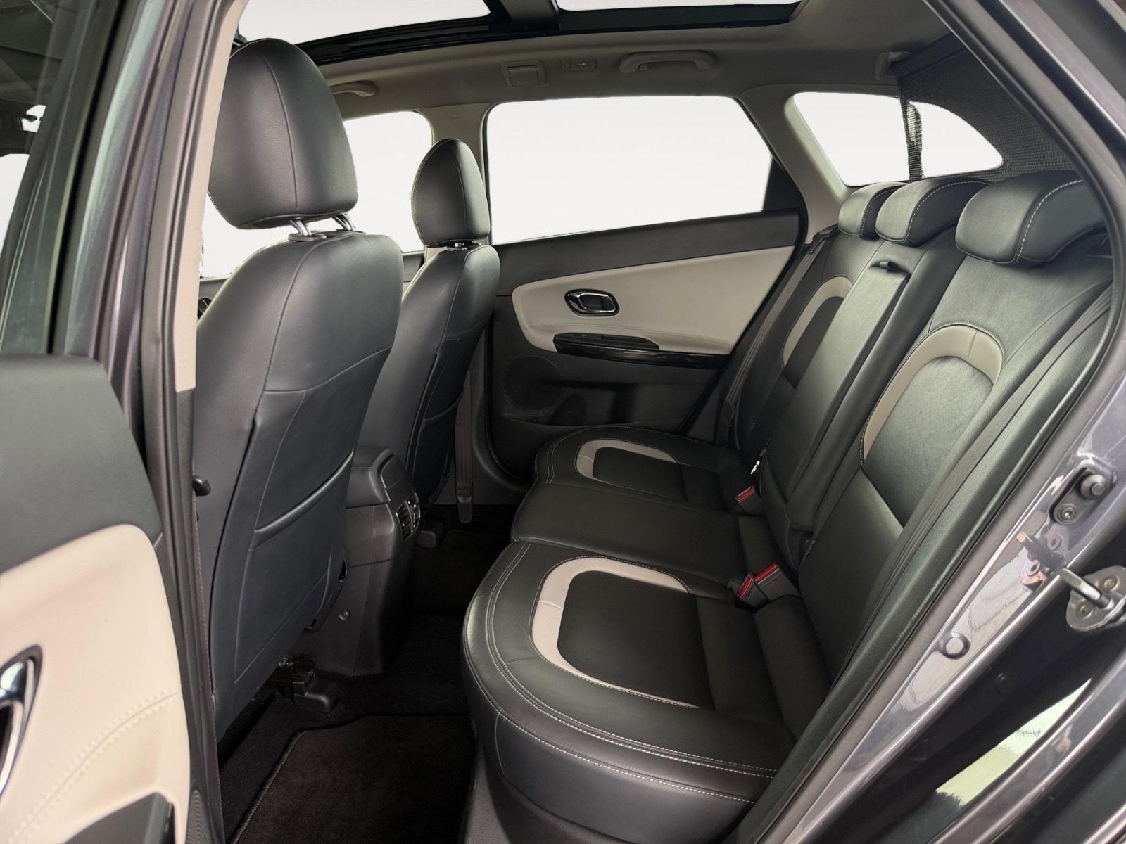 Kia cee'd 1.6 GDI Platinum Xenon Schiebed. Leder Kam