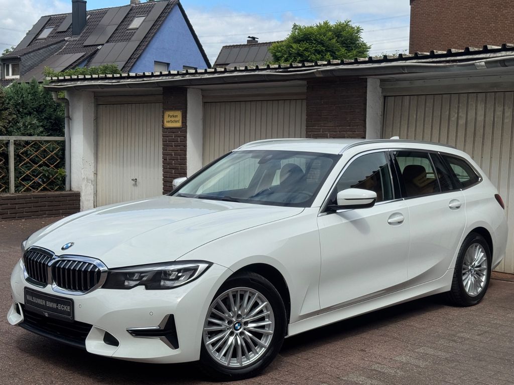 Image of BMW 320