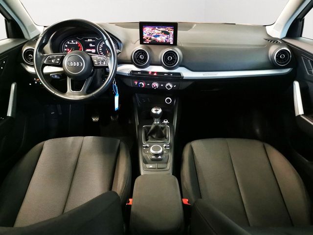 Audi Q2 35 TFSI Navi SHZ PDC Kamera