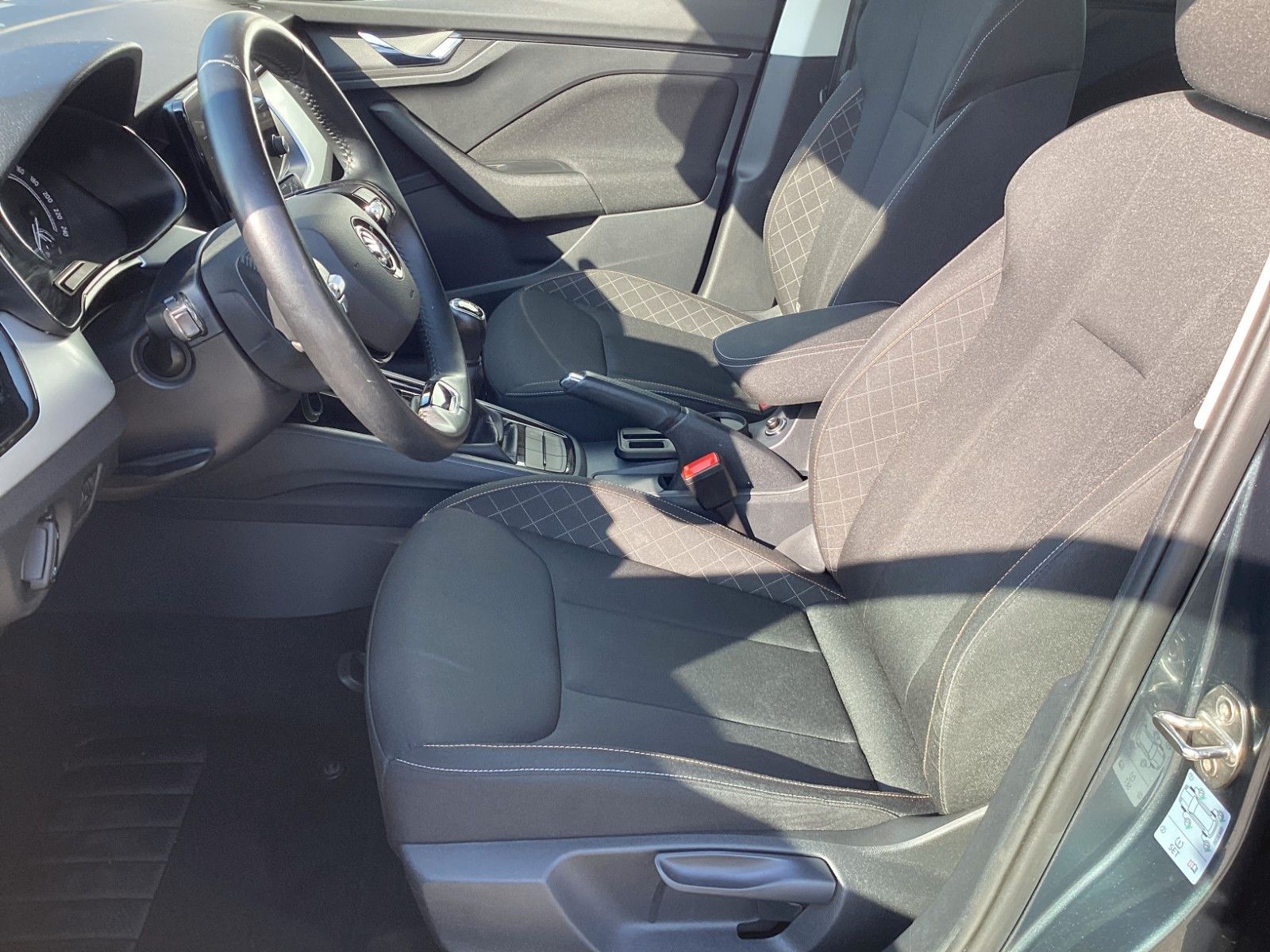 Fahrzeugabbildung SKODA Scala Drive 125 1.0TSI 85 KW