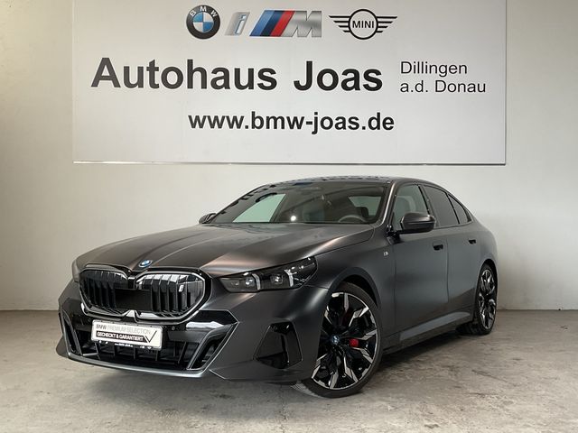 BMW i5 xDrive40 | Panorama-Glasdach | Sitzbelüftung