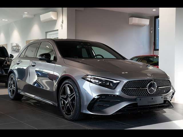 Mercedes-Benz A 200 d AMG Line Premium