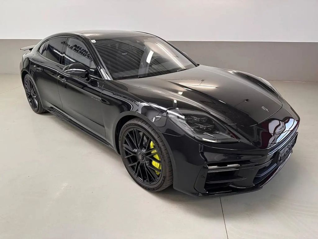 Porsche Panamera Turbo S E-Hybrid Turbo S