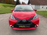 Toyota Aygo AYGO x-wave - Toyota Aygo (X): Rot