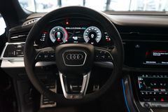AUDI Q8 50 TDI quattro | S line | Pano | B&O | Matrix AUDI Q8 50 TDI quattro | S line | Pano | B&O | Matrix