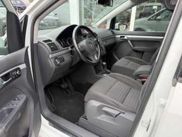 Volkswagen Touran - 5