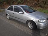 Opel Astra 1.6 Edition 100 Edition 100 - Opel Astra aus 1999: 1.6