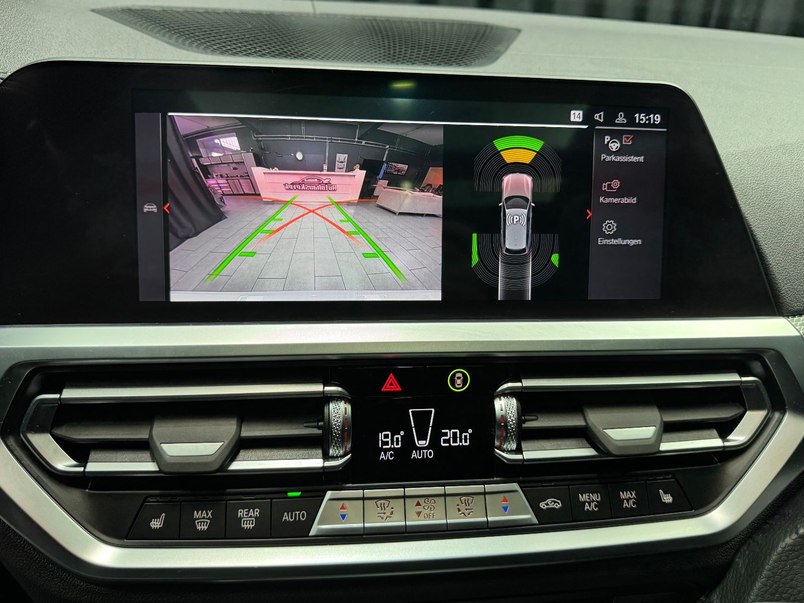 Fahrzeugabbildung BMW M340i xDrive Touring|LASER|NAVI|PANORAMA|ACC|AHK