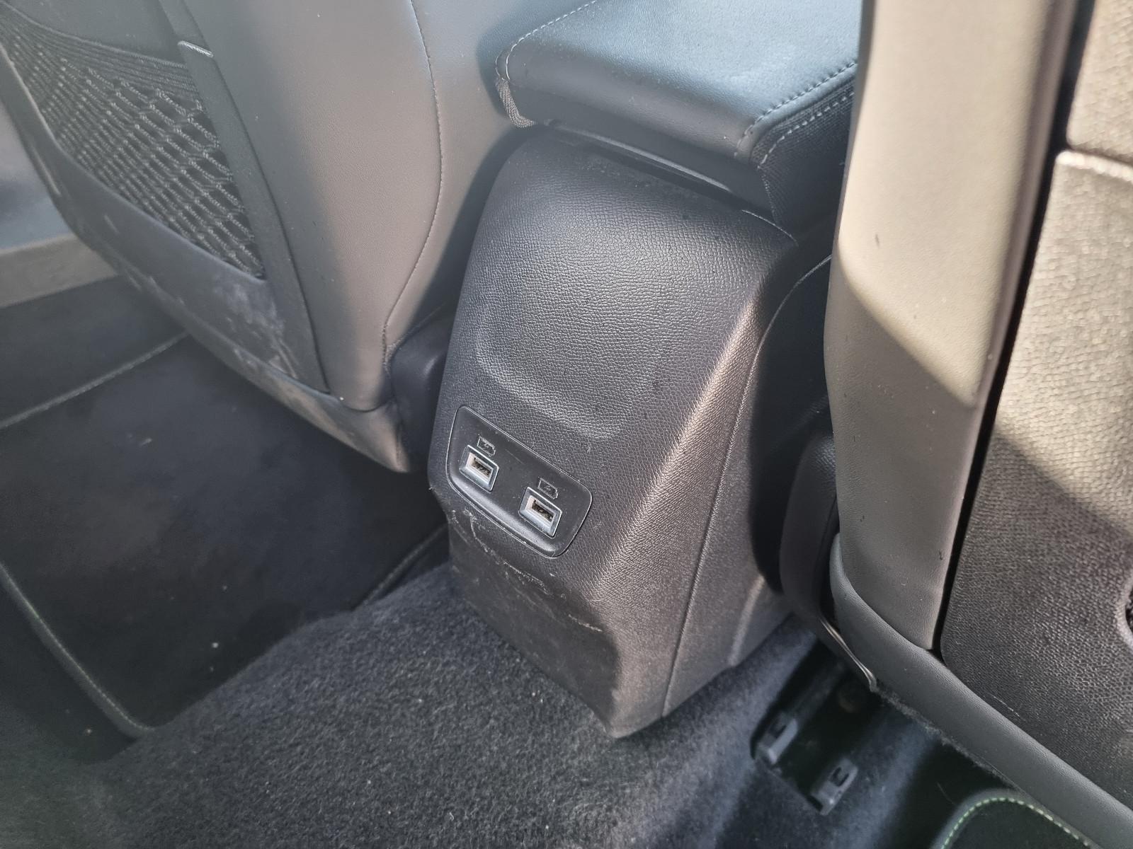 Peugeot e-2008 GT-Line -KLIMA-NAVI-CARPLAY-SHZ-CAM-LEDER