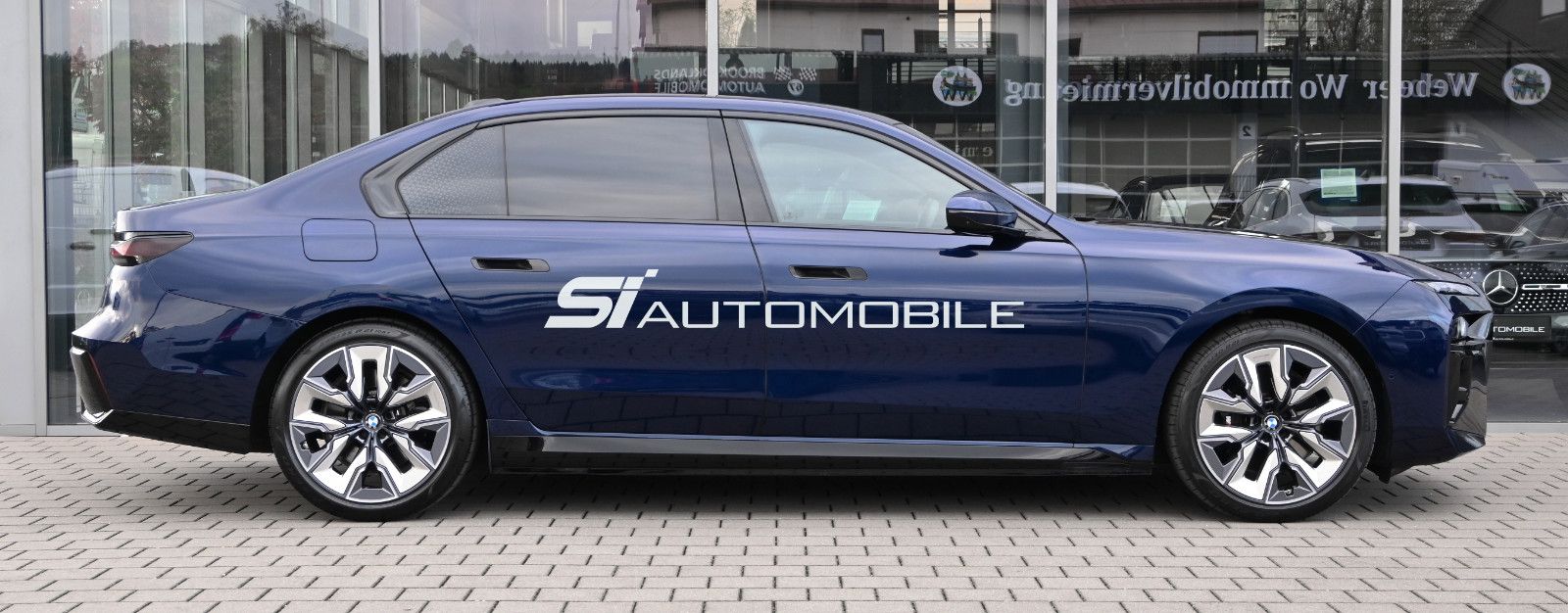 Fahrzeugabbildung BMW 750e xDr. M-Sport Pro °UVP 188.779€°B&W Diamond°