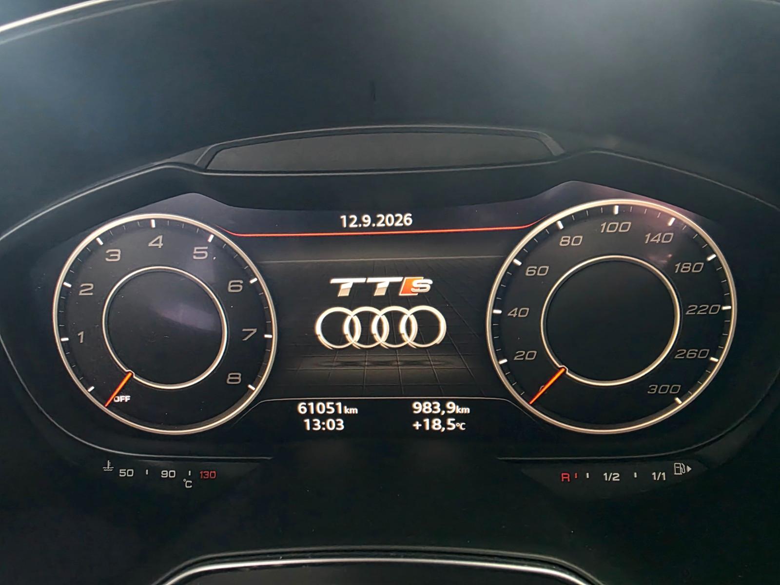 Audi TT Roadster 2.0 TFSI S tronic quattro -