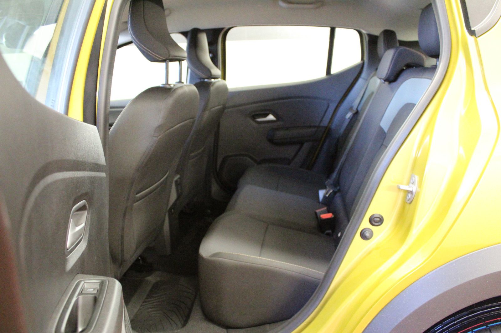 Fahrzeugabbildung Dacia Sandero Stepway TCe 110 Extreme MY 26*Winterpak*