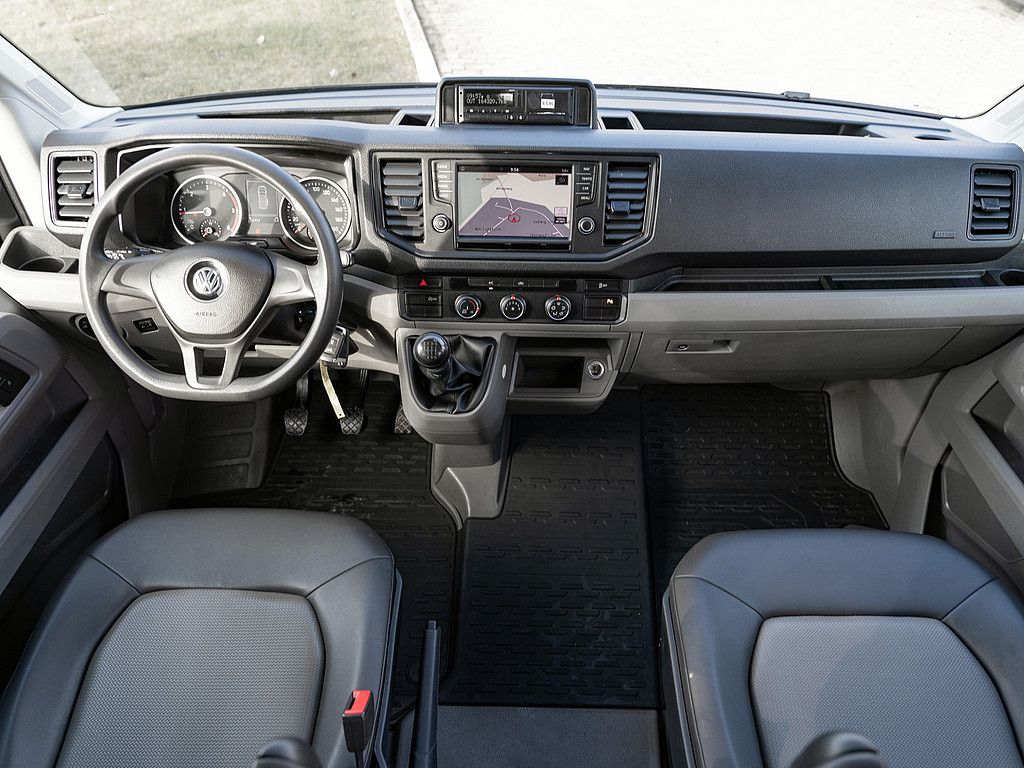 Fahrzeugabbildung Volkswagen Crafter 2.0 TDI PLUS Mixto L2H2 AHK STHZG NAVI