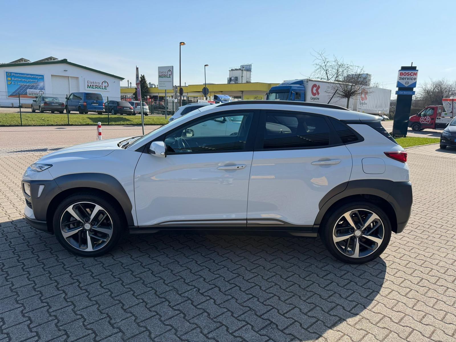 Hyundai KONA 1.6 TGDI Premium 4WD *Navi*LED*Kamera*