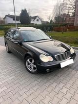 Mercedes-Benz MERCEDES BENZ C 320 AVANTGARDE LEDER NAVI ... - gebrauchte Mercedes-Benz C 320 aus dem Jahr 2001