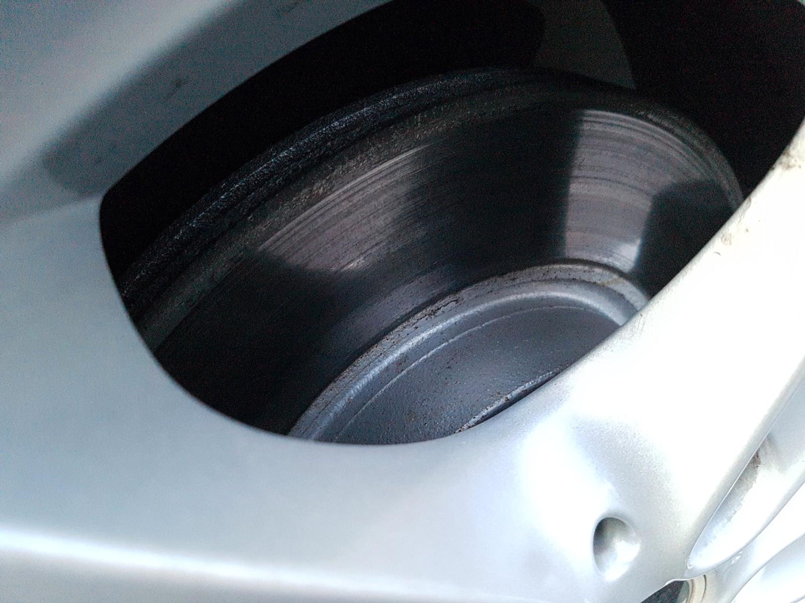 BMW 316 2005 — photo 17