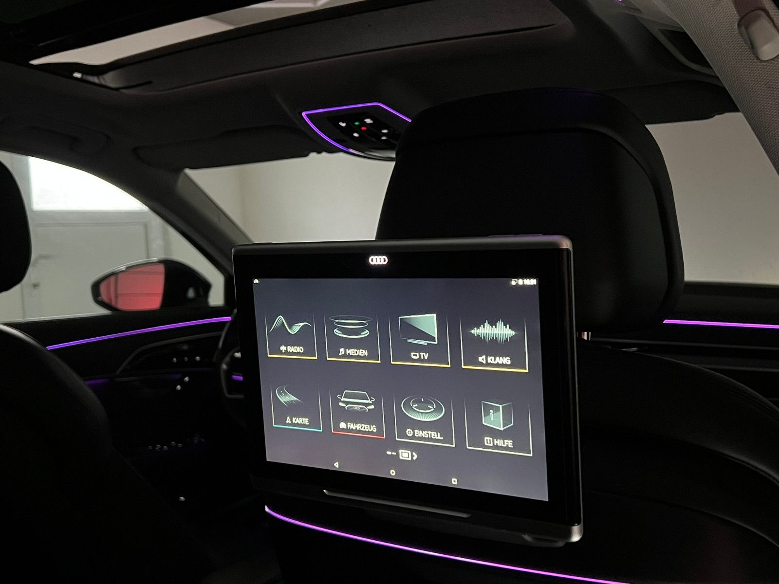 Fahrzeugabbildung Audi A8 50 TDI Quattro/MASSAGE FOND/TV FOND/ACC/VOLL