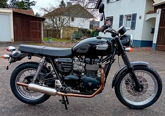 Triumph Scrambler 900 all Black, 1.Hand Extras Topzust.