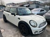 MINI Cooper Clubman 1.6, Klimaanlage, Sitzheizung - weiße MINI COOPER_CLUBMAN