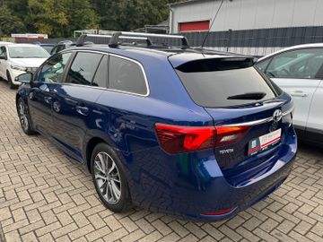 Toyota Avensis - 6