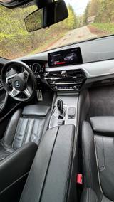 BMW 540i xDrive Touring A - - BMW 540: Kombi, 540i