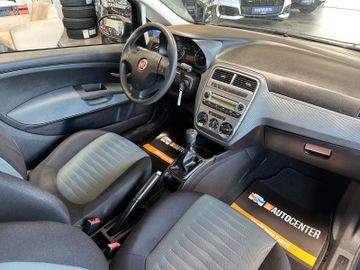 MYAUTOCENTER – Gebraucht- und Jahreswagen mit Werkstattservice in Pfaffenhofen Fiat Grande Punto 1.2 8V Dynamic *TÜV:927*
