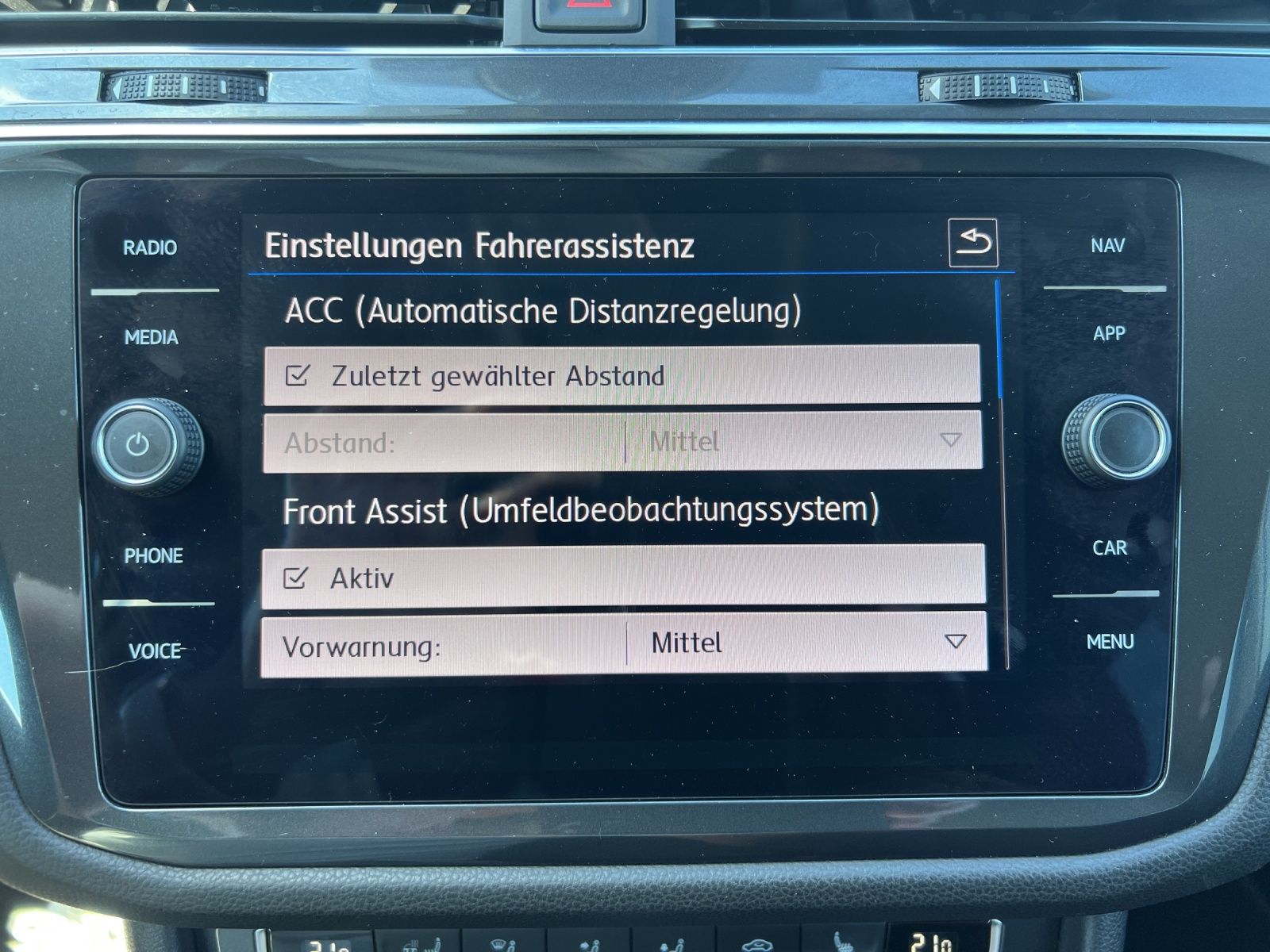 Fahrzeugabbildung Volkswagen Tiguan Allspace TDI Highline 4M DSG LED  ACC DCC