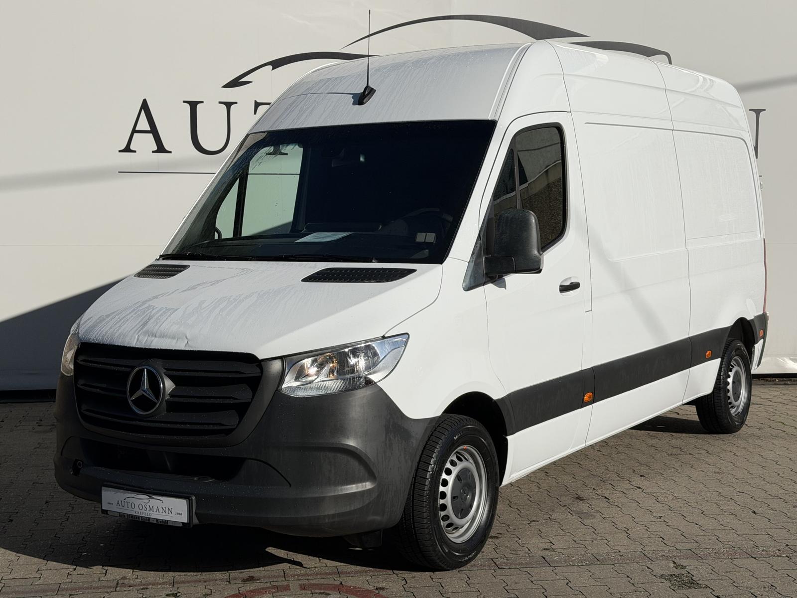 Mercedes-Benz Sprinter 211 CDI Sprinter Standard VA /RFK/ AHK