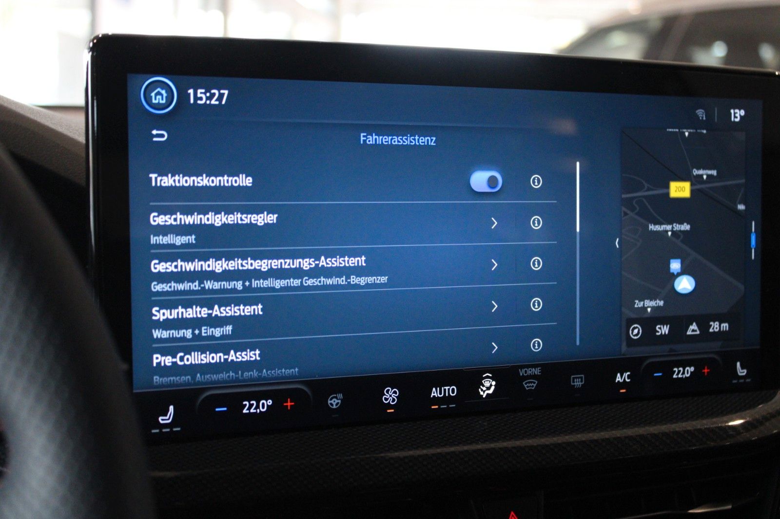 Fahrzeugabbildung Ford Focus Hybrid ST-Line X Automatik Top Ausstattung
