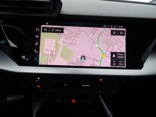 A3 Sportback 30 TFSI S-tronic / Business-Paket