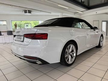 Fotografie des Audi A5 Cabriolet 2,0l TFSI S-tronic EU-Import 40 TFS