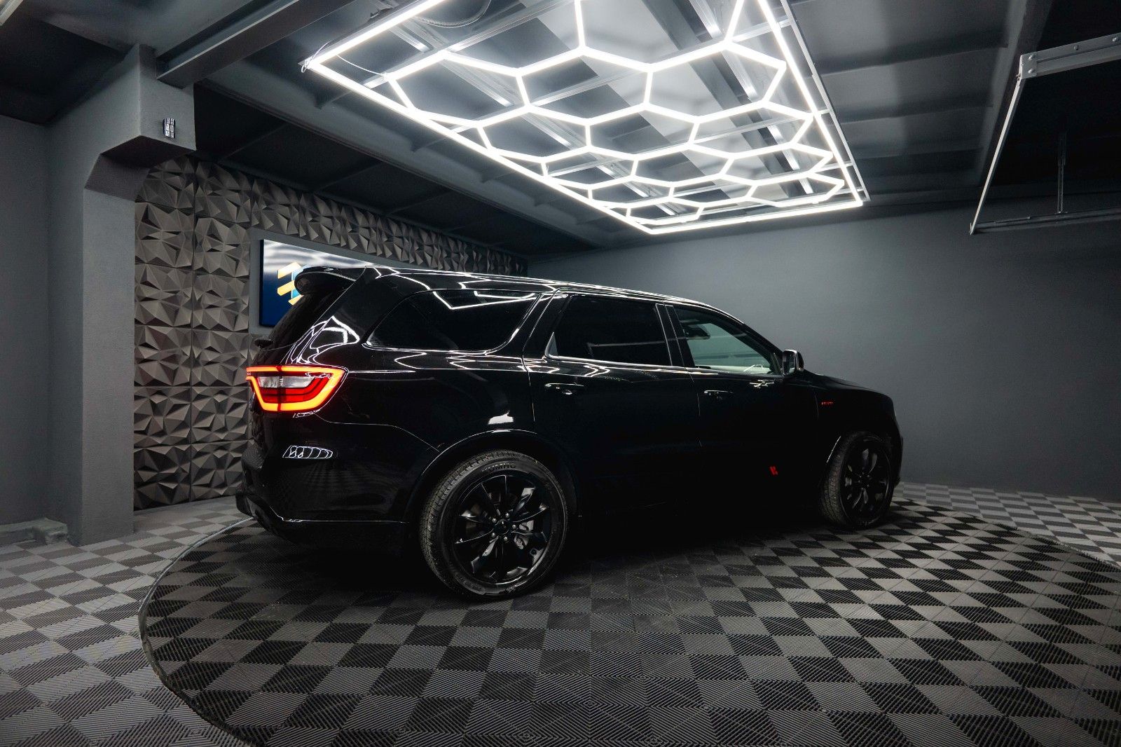 Fahrzeugabbildung Dodge Durango 5.7 V8 GT 4x4 Night-Paket Modell 22 LED