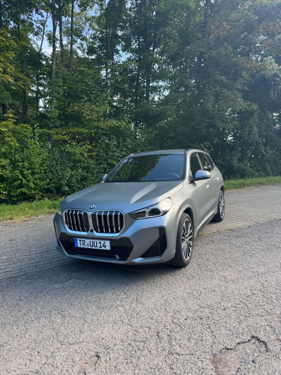 BMW X1 xDrive23d Steptronic MPaket *neuwertig*