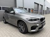 BMW X5 M Panorama AHK Driver´s Package Standheizung - BMW X5 in Düsseldorf