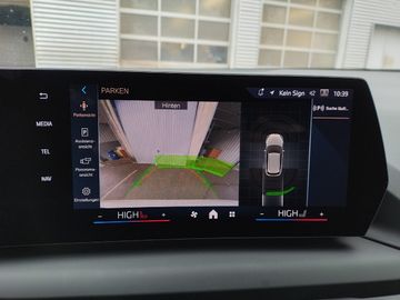 BMW 120 DAB LED Komfortzg. Parkassistent Klimaaut.