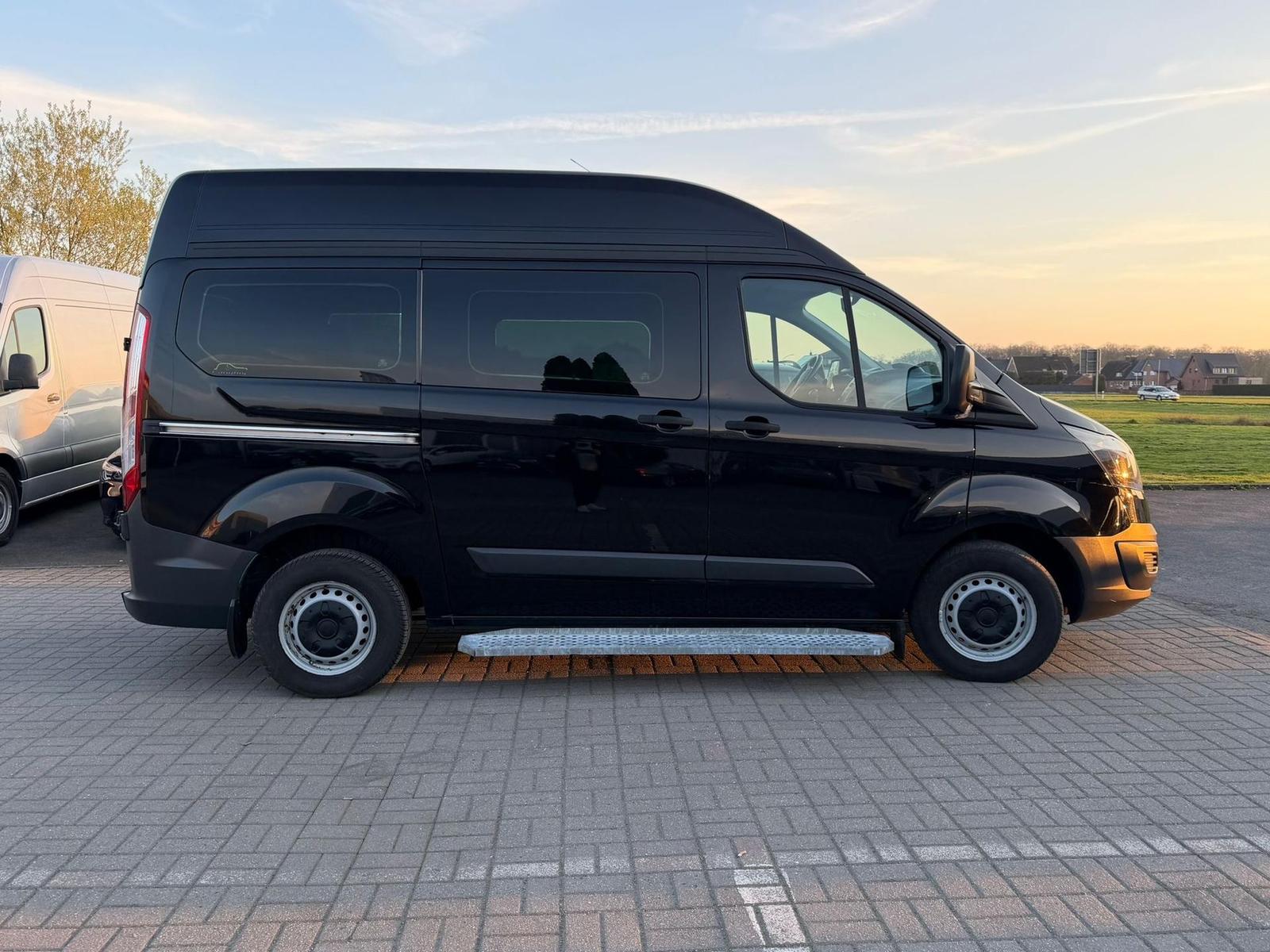 Ford Transit Custom Ambiente Behindertengerecht