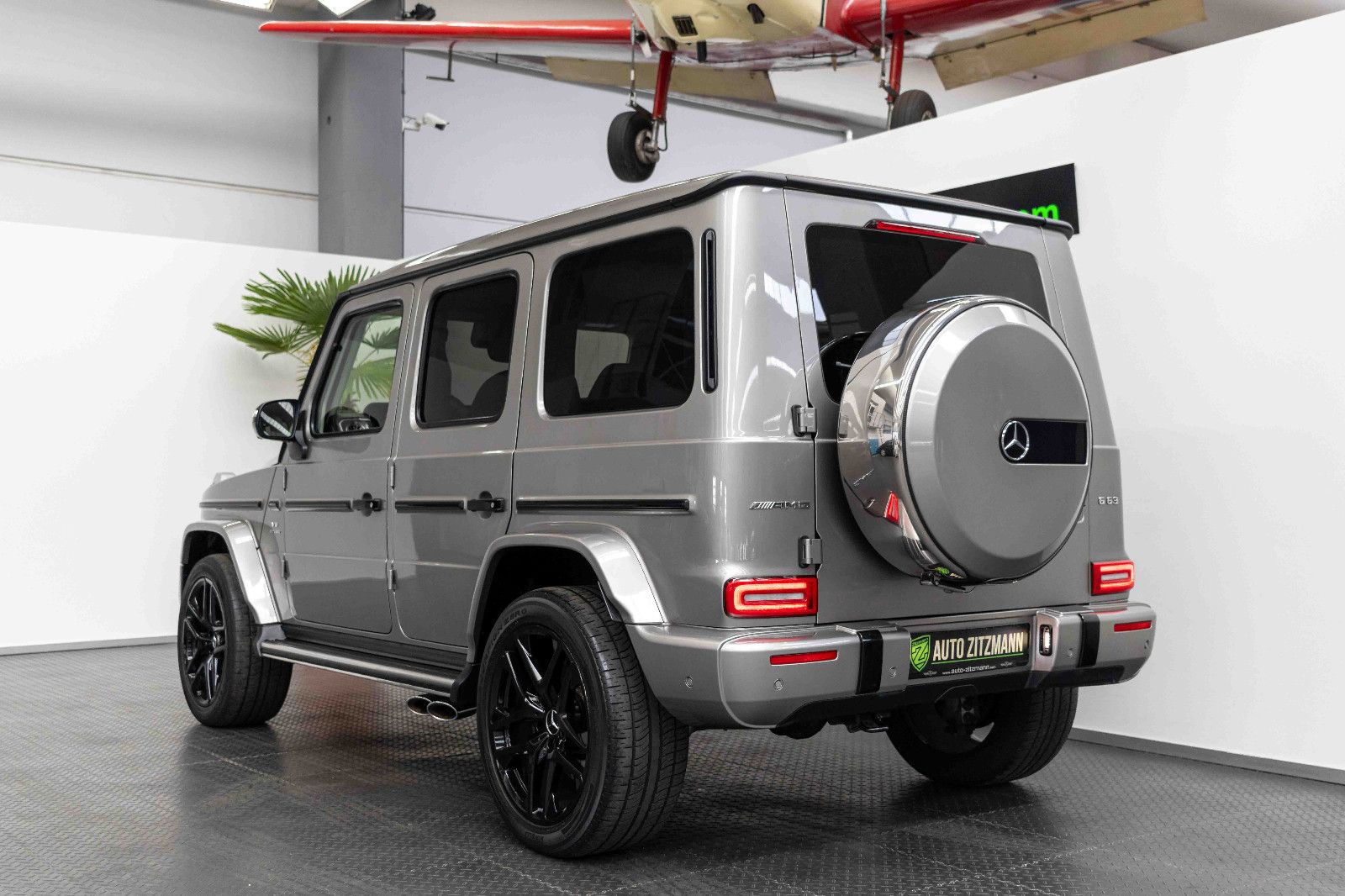 Fahrzeugabbildung Mercedes-Benz G63 AMG /360°KAMERA/MASSAGE/SITZBELÜFTUNG/AMBIEN