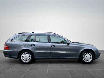 Mercedes E 240 - 5