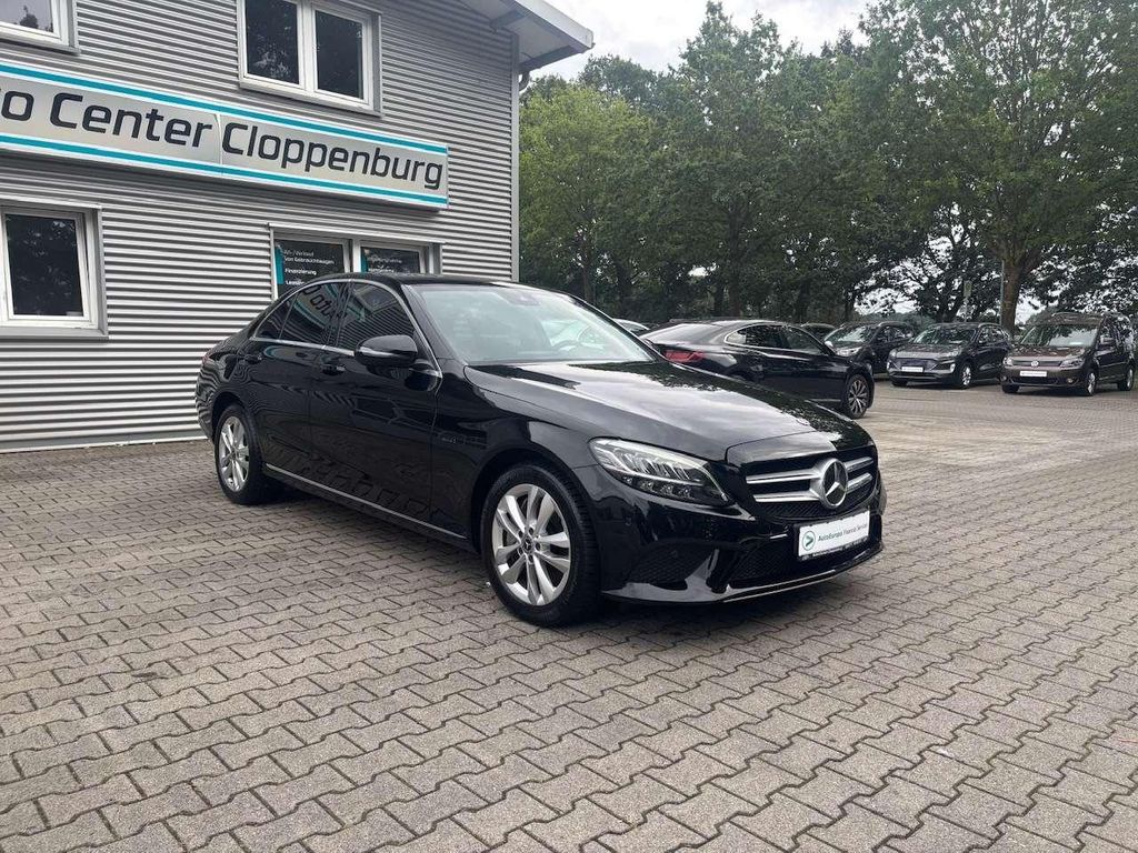 Image of Mercedes-Benz C 300