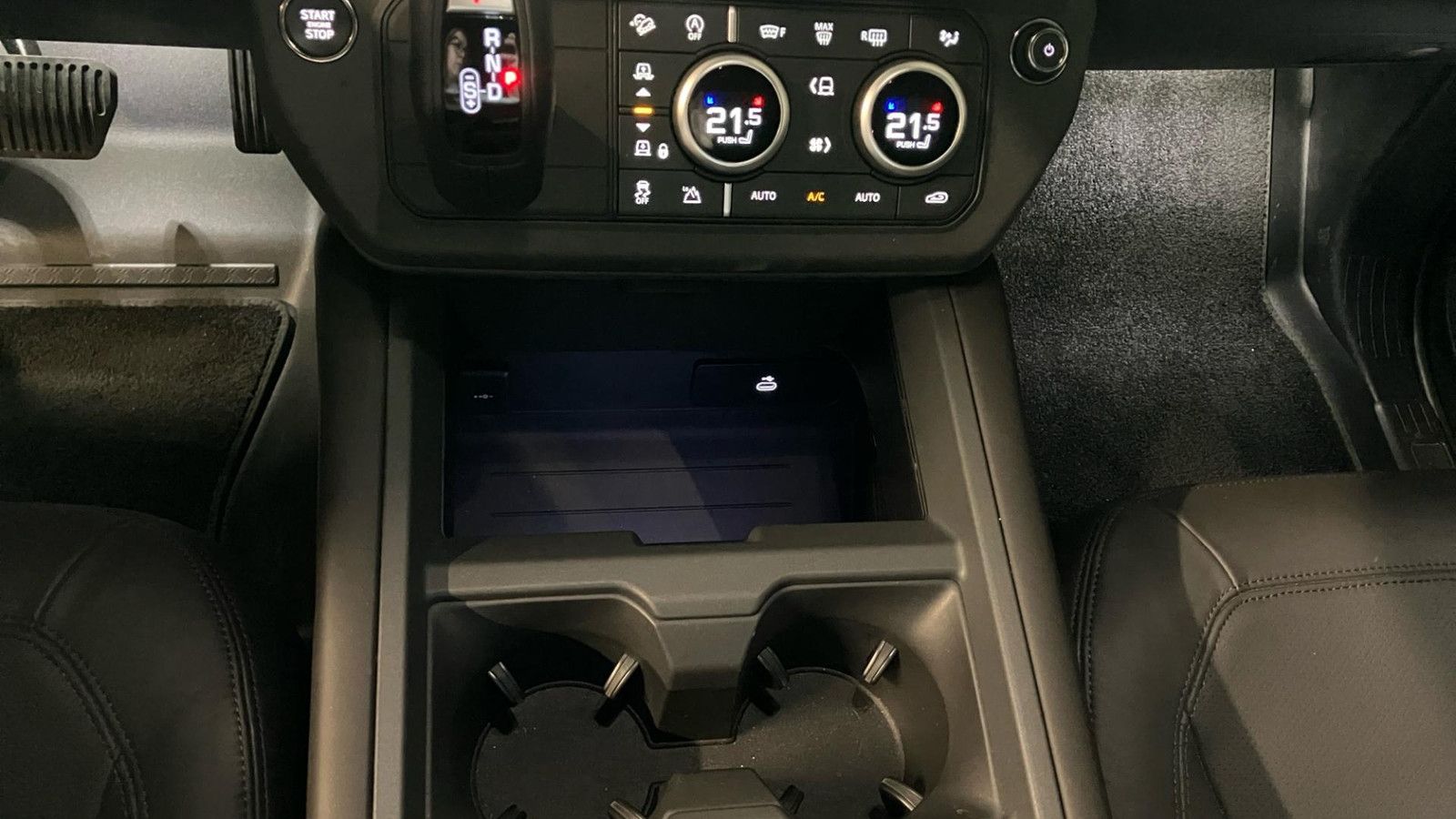 Land Rover Defender - Bild 13