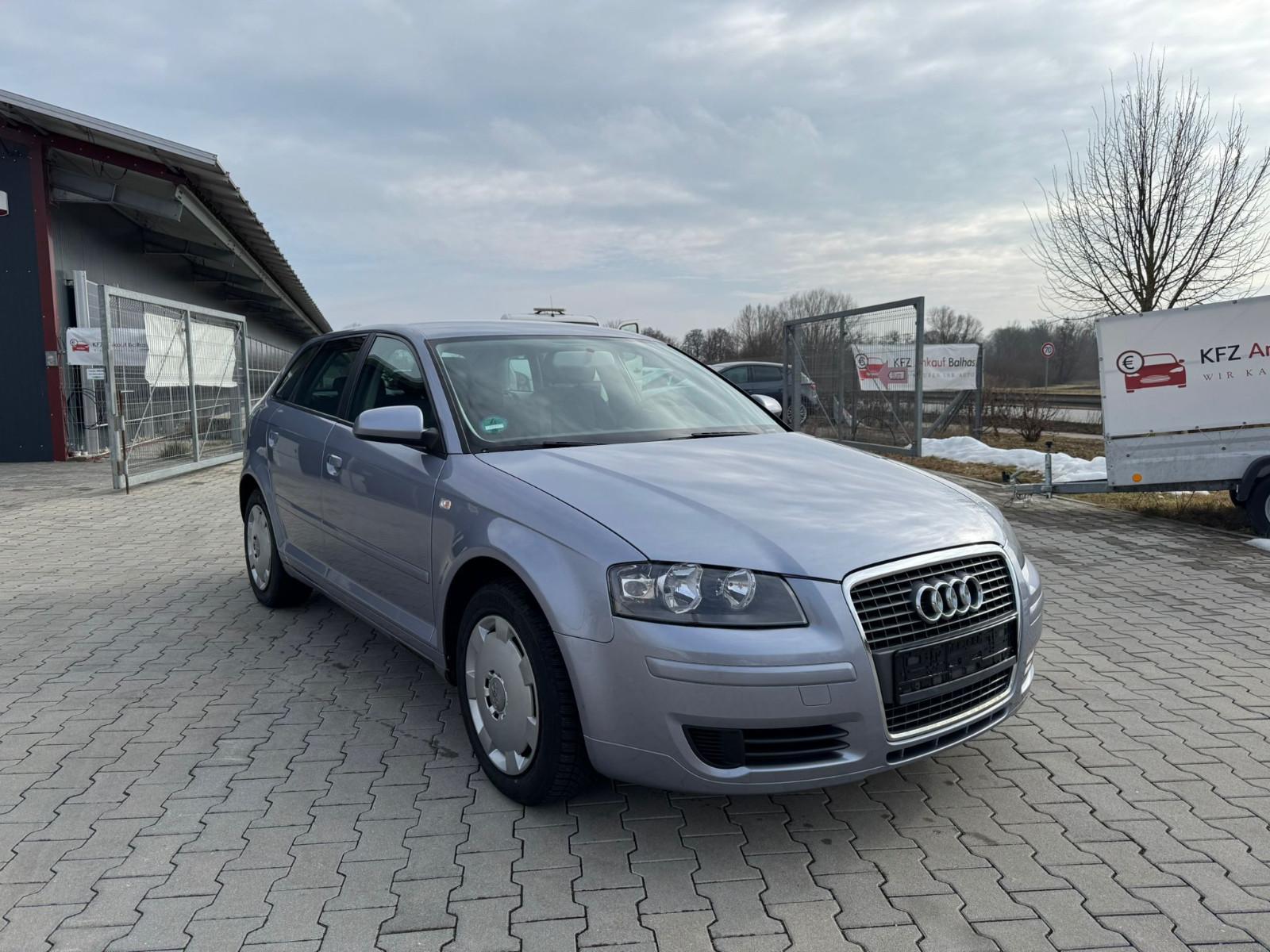 Audi A3 Sportback 1.6 FSI Attraction