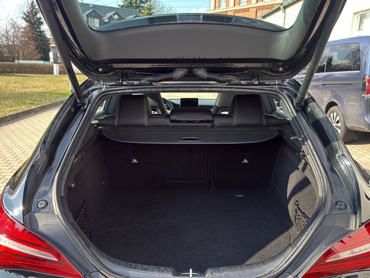 Fahrzeugabbildung Mercedes-Benz CLA Shooting Brake CLA 220 4Matic