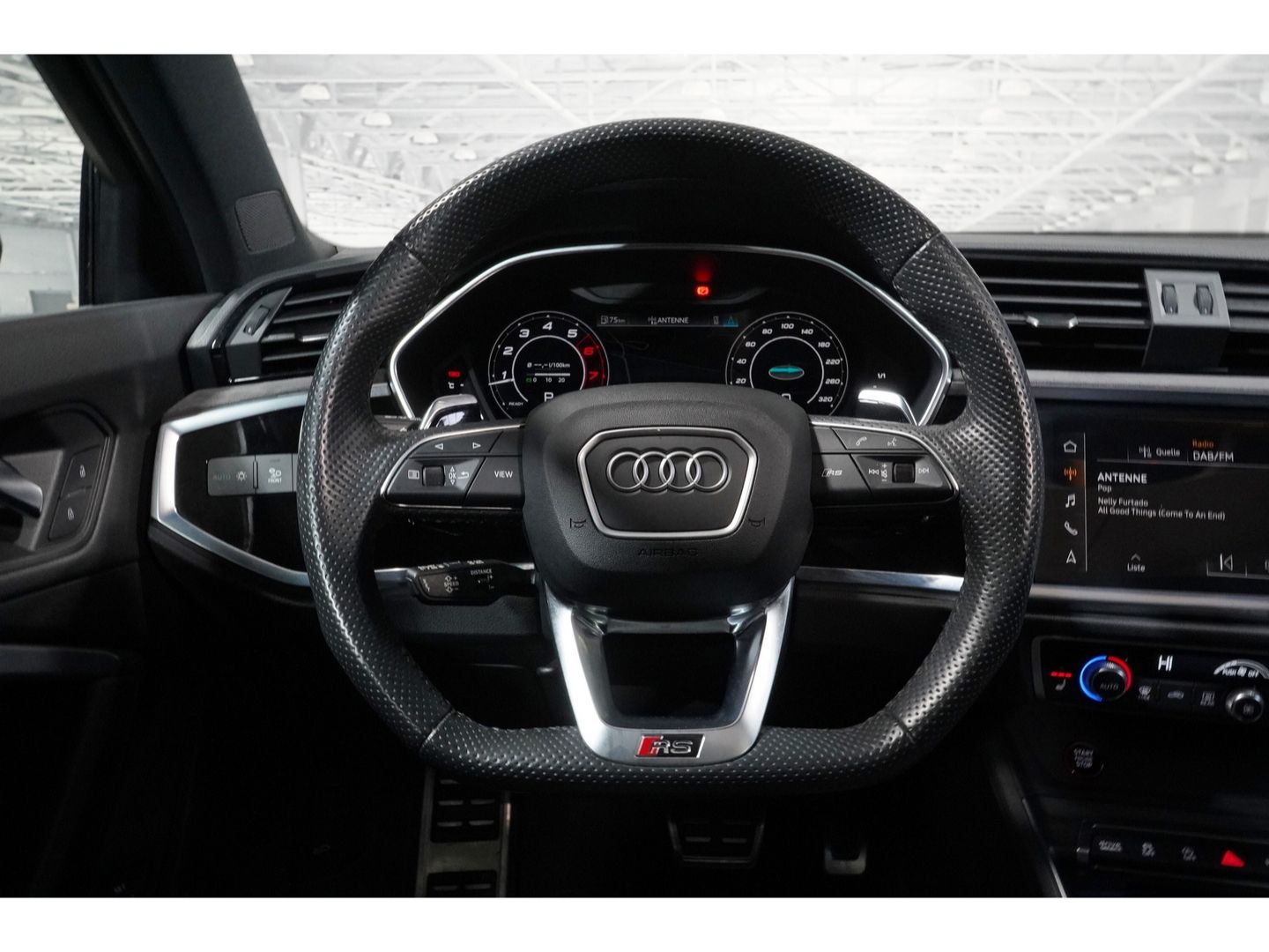 Audi RSQ3 - Bild 7